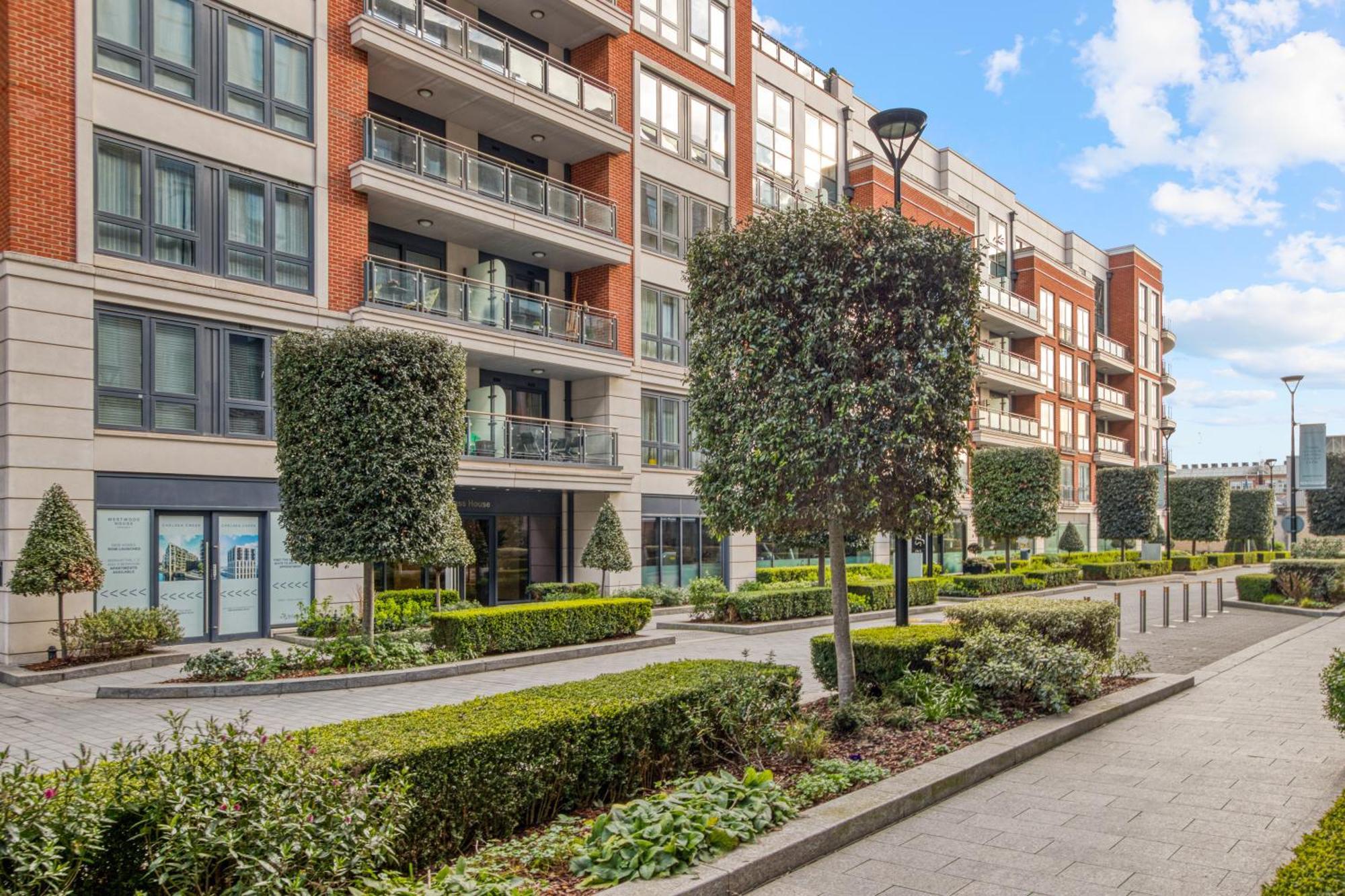 Modern Chic Studio Chelsea Apartment ลอนดอน ภายนอก รูปภาพ